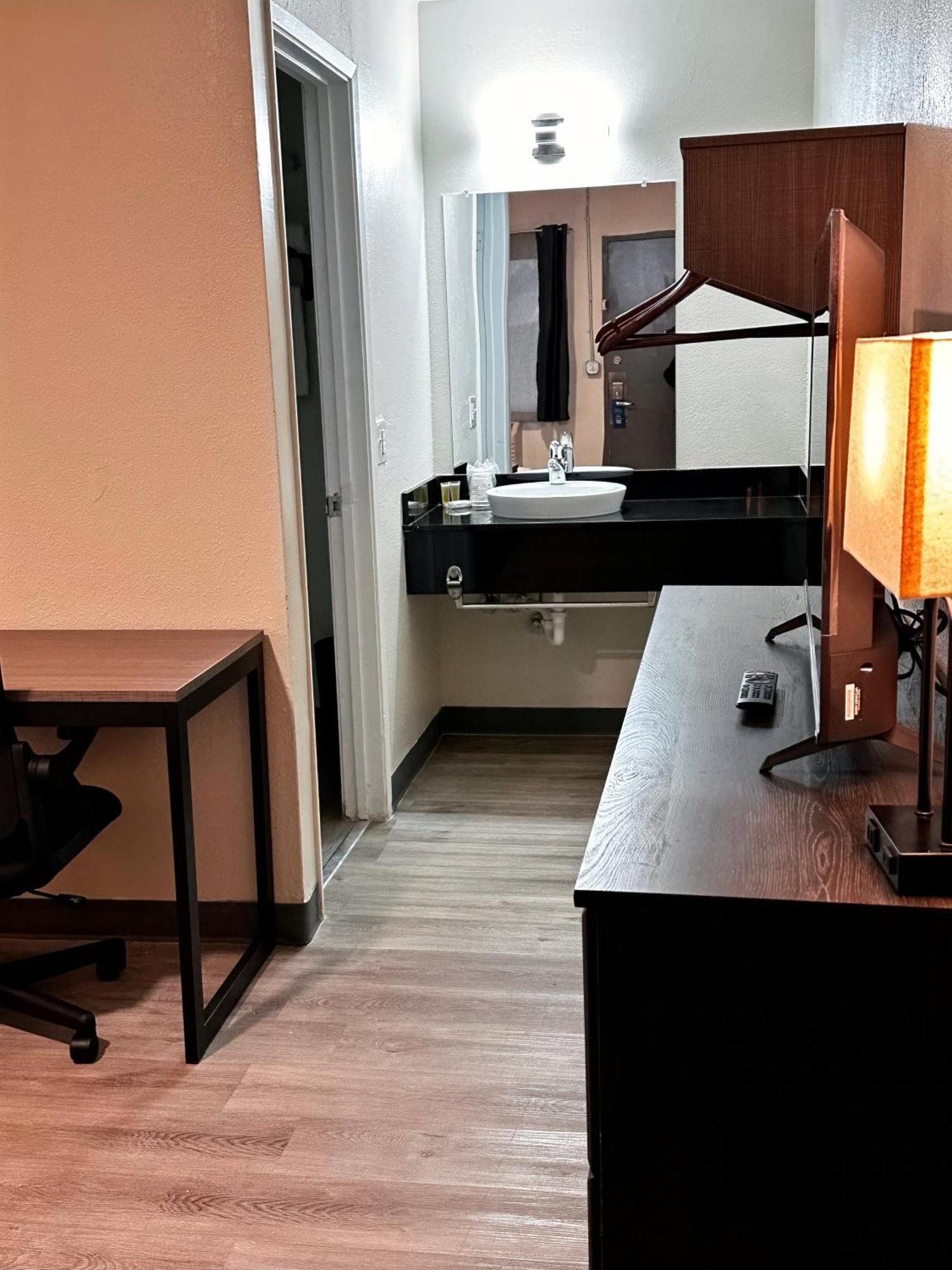 Texarkana Studio City Suites, A Travelodge By Wyndham المظهر الخارجي الصورة